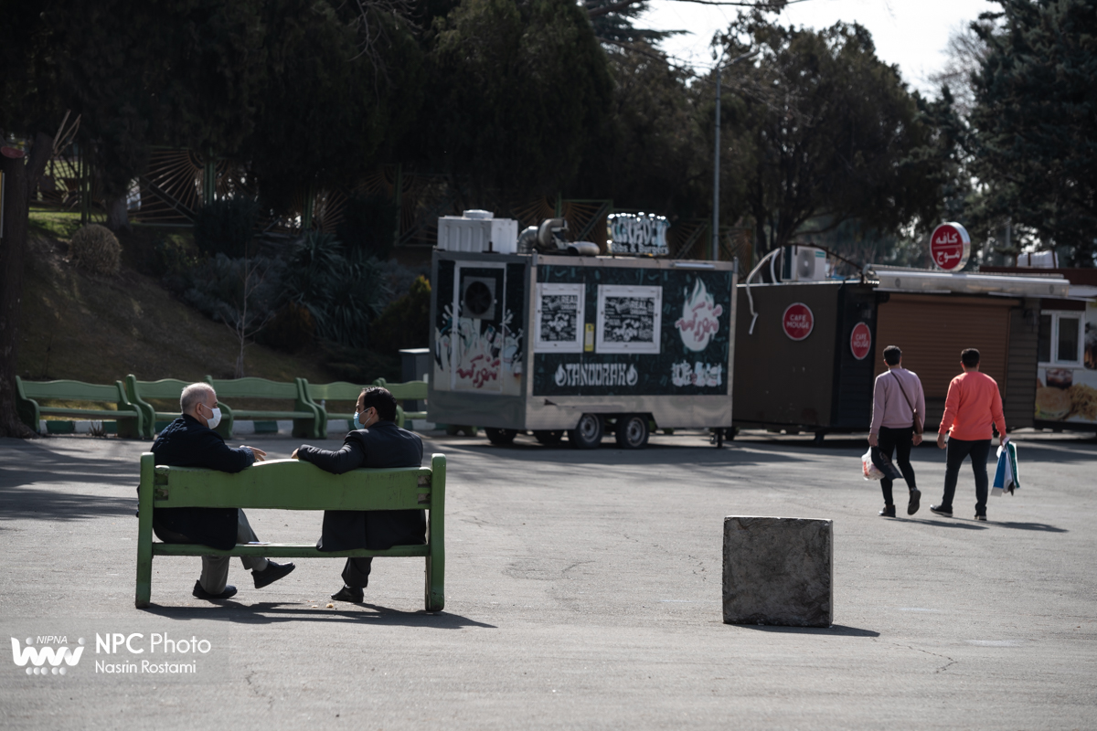 حاشیه های فضای باز در چهاردهمین نمایشگاه بین المللی ایران پلاست 4