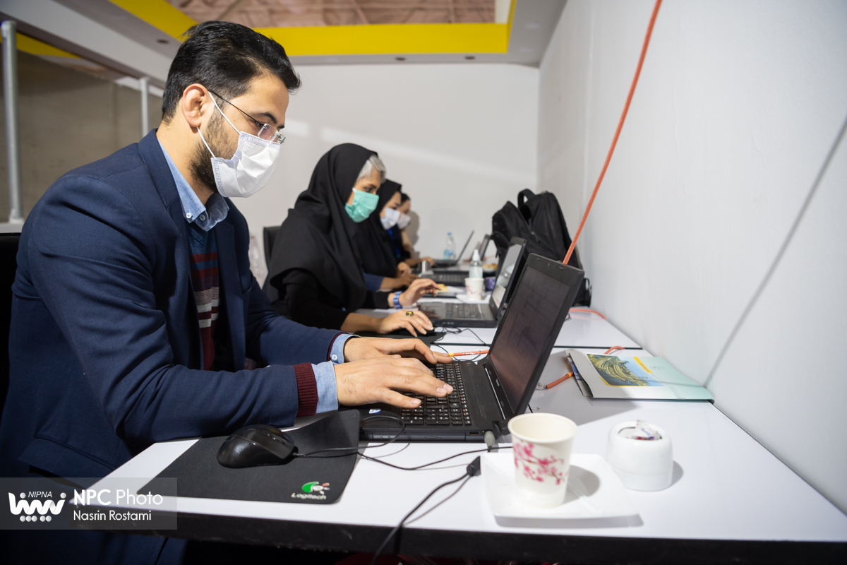 تلاش تیم پشتیبانی و اطلاع رسانی در چهاردهمین نمایشگاه بین المللی ایران پلاست 7