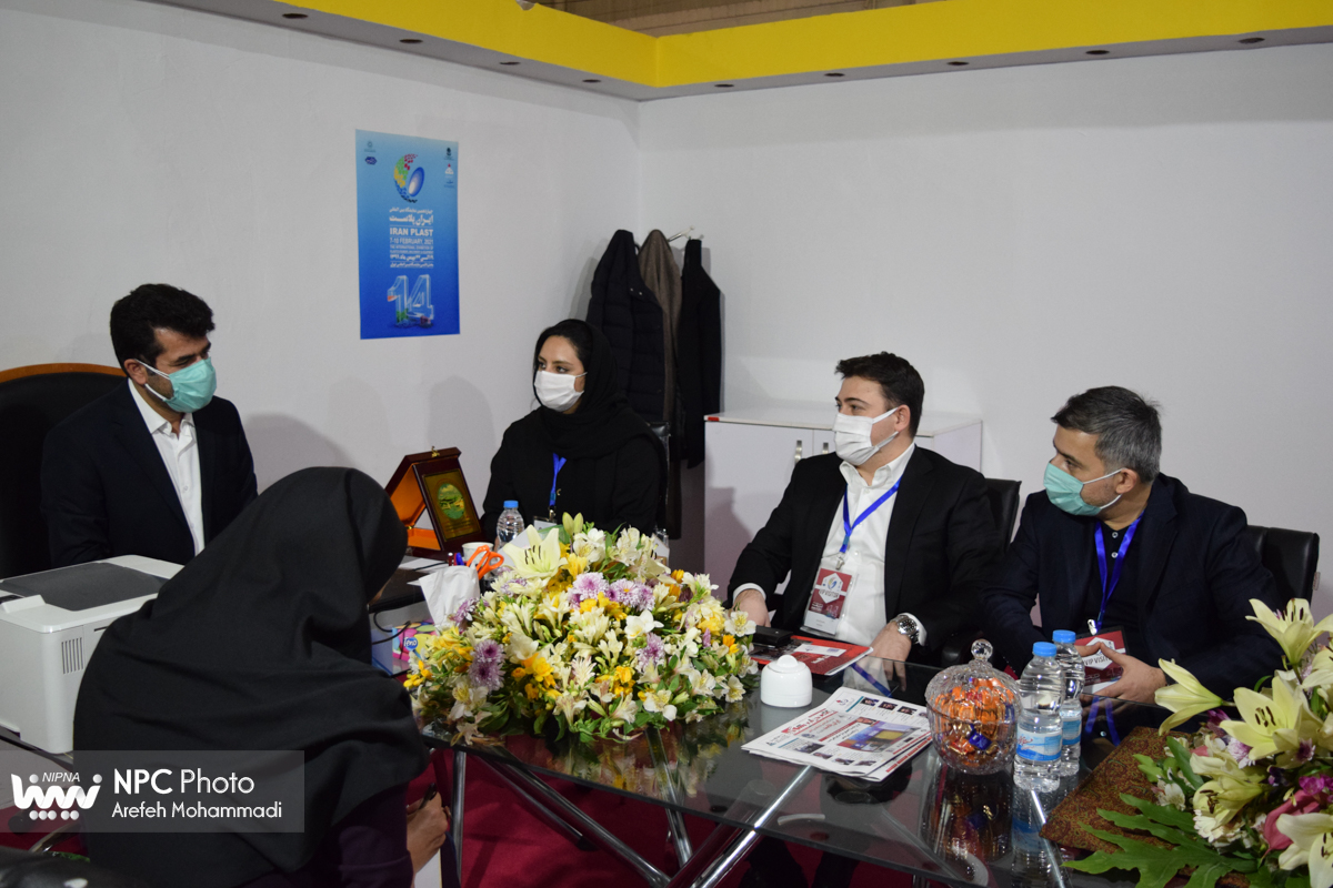 حضور هیئت های خارجی بازدید کننده در چهاردهمین نمایشگاه بین المللی ایران پلاست - 4 18