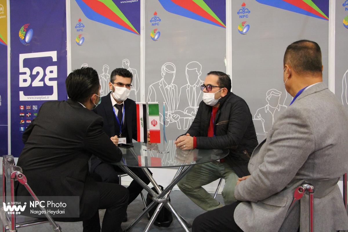 حضور هیئت های خارجی بازدید کننده در چهاردهمین نمایشگاه بین المللی ایران پلاست - 4 19