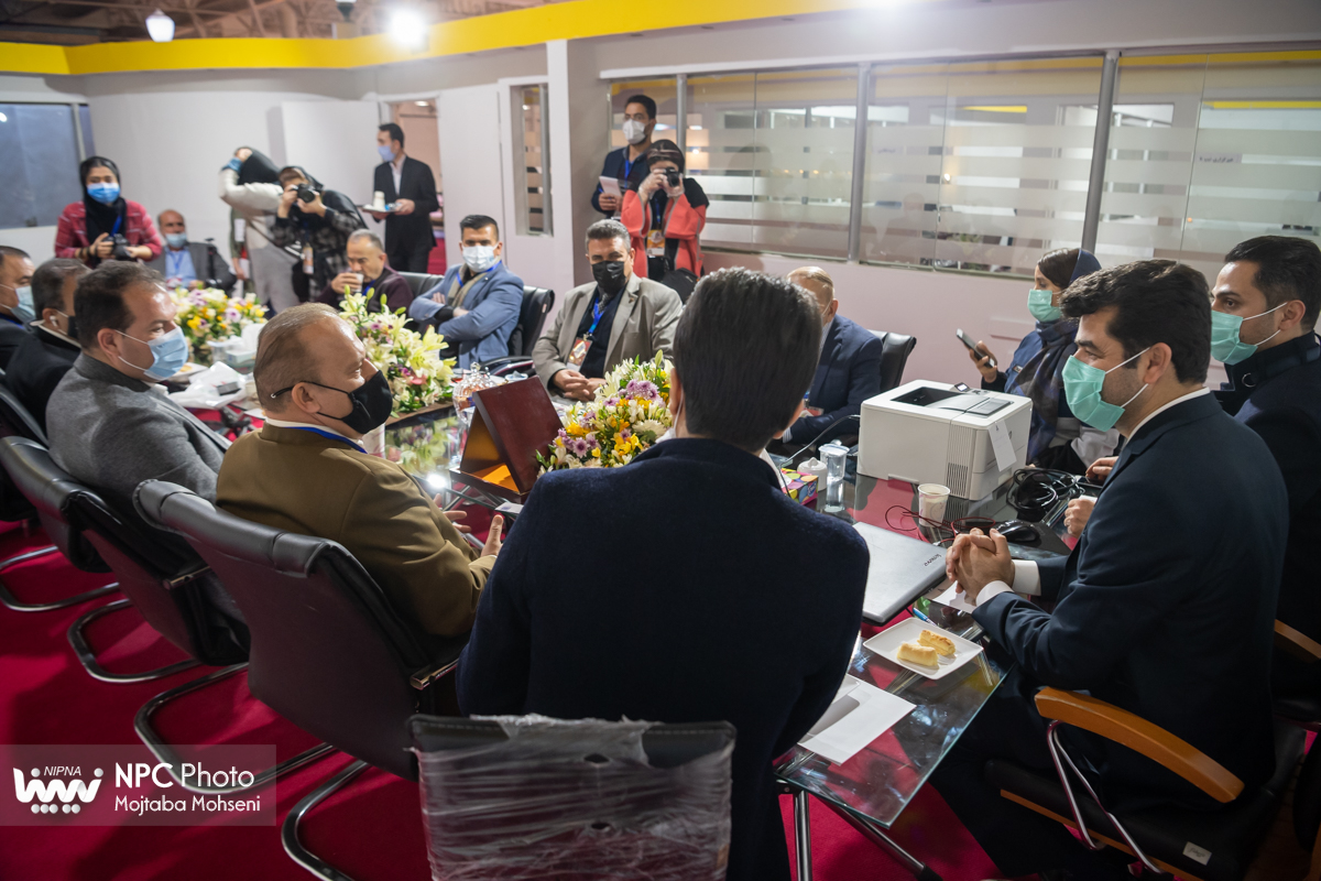 حضور هیئت های خارجی بازدید کننده در چهاردهمین نمایشگاه بین المللی ایران پلاست - 4 26