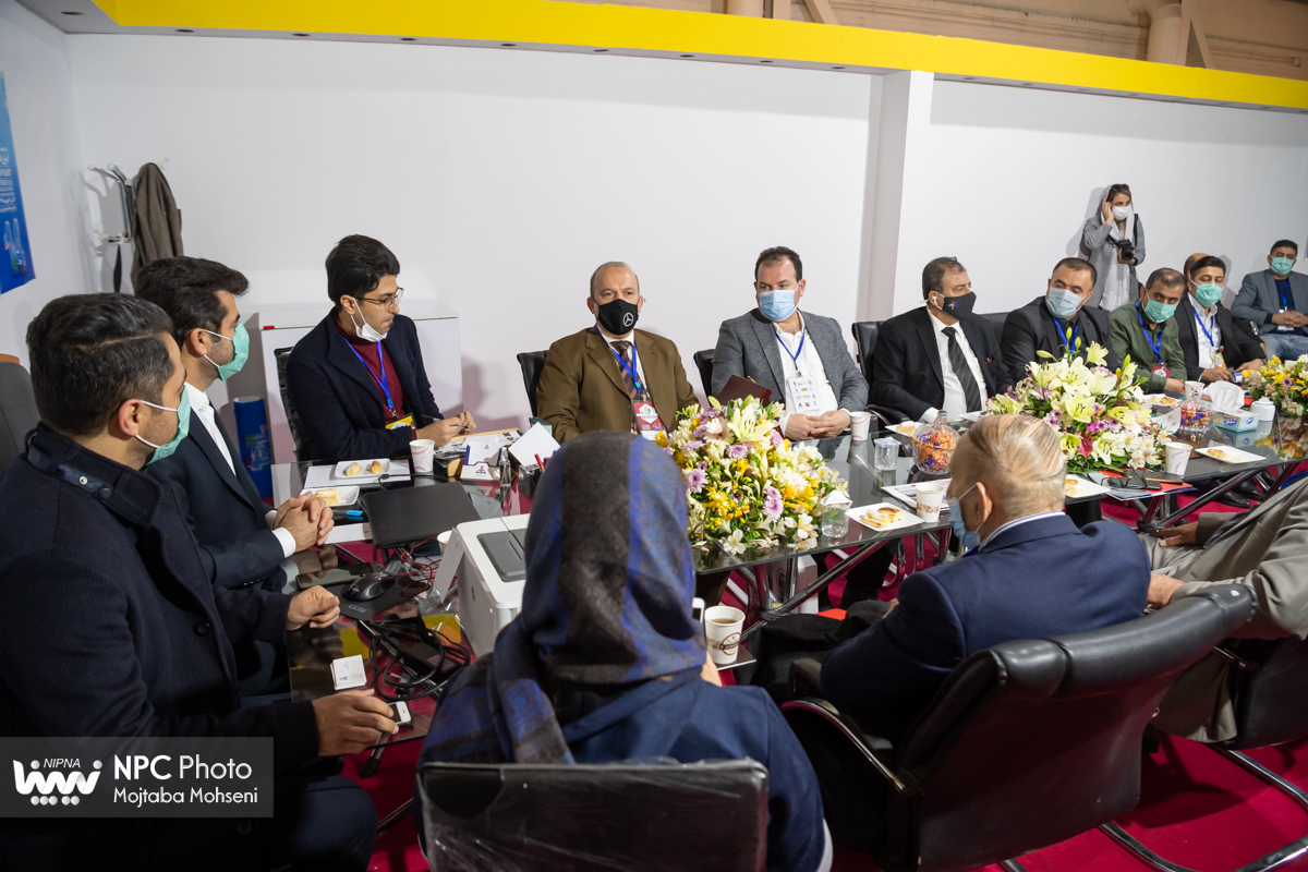 حضور هیئت های خارجی بازدید کننده در چهاردهمین نمایشگاه بین المللی ایران پلاست - 4 27