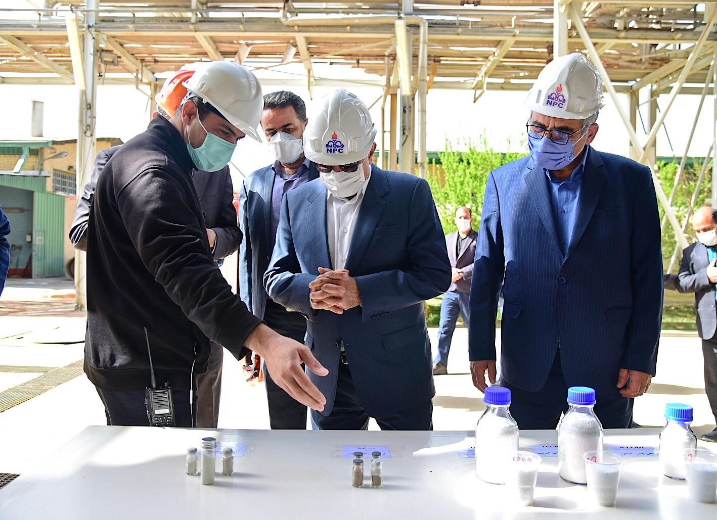 بازدید بهزاد محمدی معاون وزیر نفت و مدیر عامل شرکت ملی صنایع پتروشیمی از مرکز اراک شرکت پژوهش و فناوری پتروشیمی  6