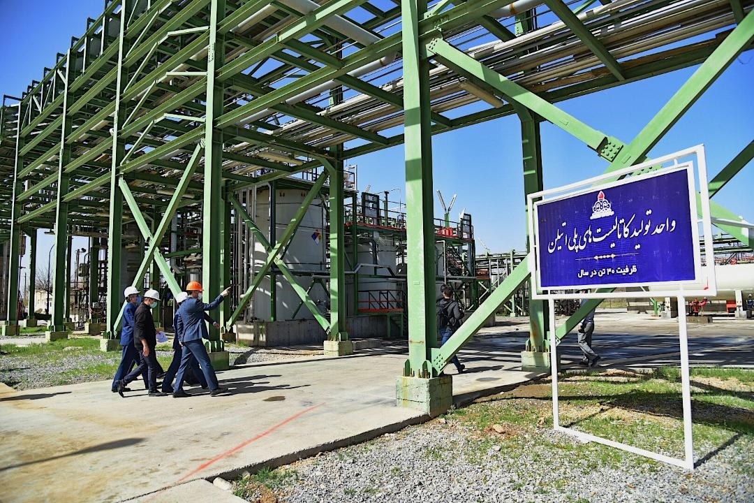 بازدید بهزاد محمدی معاون وزیر نفت و مدیر عامل شرکت ملی صنایع پتروشیمی از مرکز اراک شرکت پژوهش و فناوری پتروشیمی  9