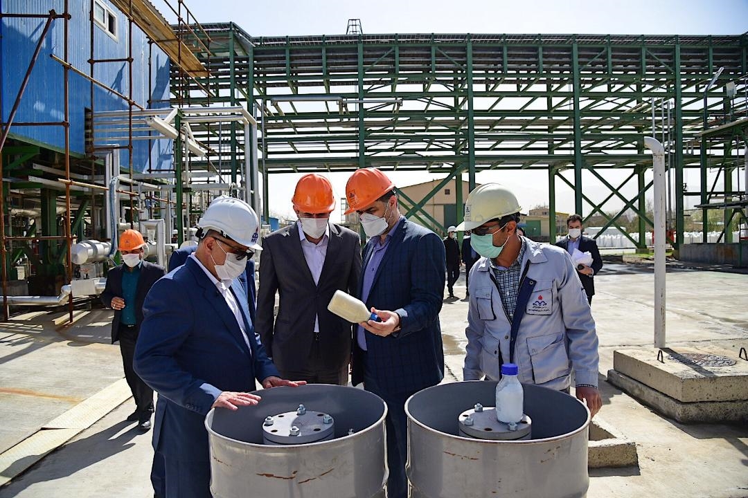 بازدید بهزاد محمدی معاون وزیر نفت و مدیر عامل شرکت ملی صنایع پتروشیمی از مرکز اراک شرکت پژوهش و فناوری پتروشیمی  10