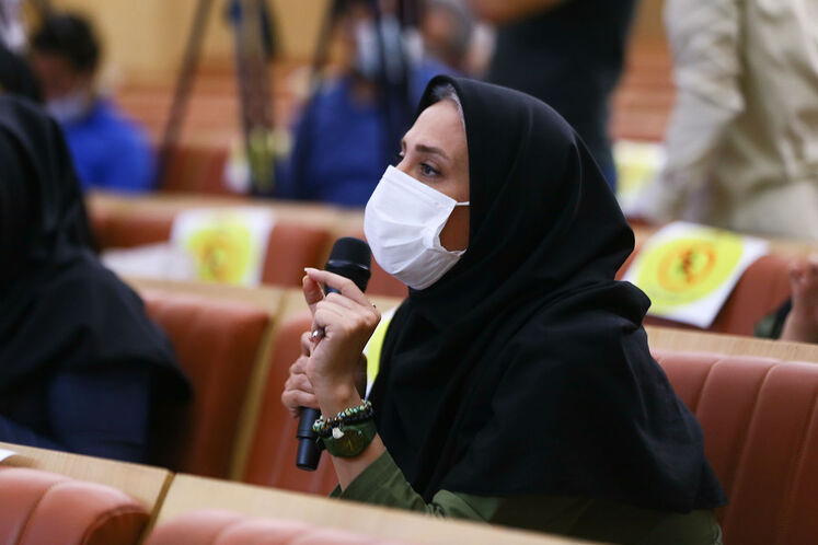 نشست خبری معاون وزیر نفت و مدیر عامل شرکت ملی صنایع پتروشیمی/خرداد1400 8