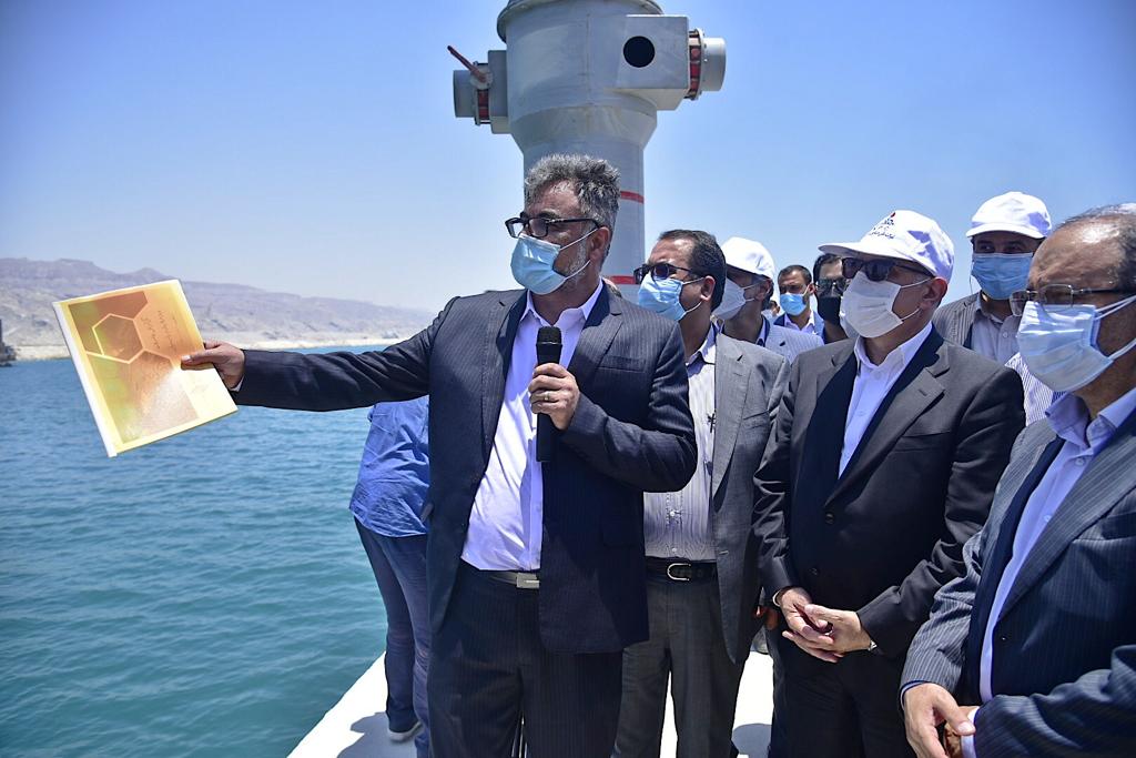 بازدید میدانی معاون وزیر نفت و مدیرعامل شرکت ملی صنایع پتروشیمی از طرح ها و مجتمع های مستقر در عسلویه و منطقه پارسیان /11و 12خرداد 1400