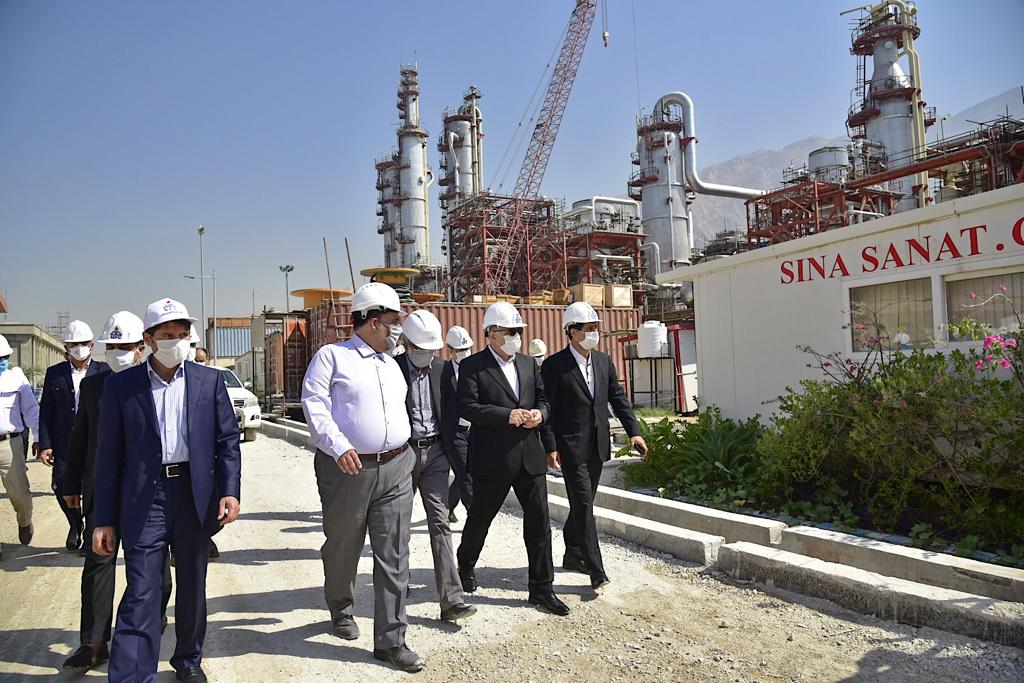 بازدید میدانی معاون وزیر نفت و مدیرعامل شرکت ملی صنایع پتروشیمی از طرح ها و مجتمع های مستقر در عسلویه و منطقه پارسیان /11و 12خرداد 1400