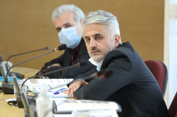 نشست خبری دکتر حسن عباس زاده مدیر برنامه ریزی و توسعه شرکت ملی صنایع پتروشیمی ایران 2