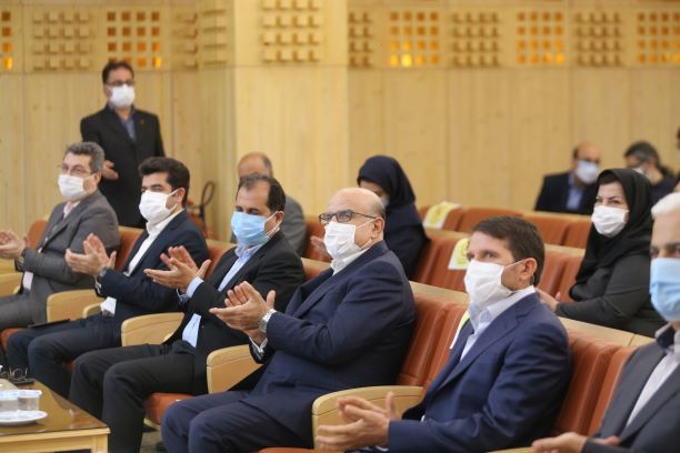 آئین رونمایی از «پرتال جدید شرکت ملی صنایع پتروشیمی، سامانه خوراک و محصول مجتمع های صنعت پتروشیمی و ویرایش جدید کتاب فرایند ها و واکنش های شیمیایی در صنعت پتروشیمی ایران»  3