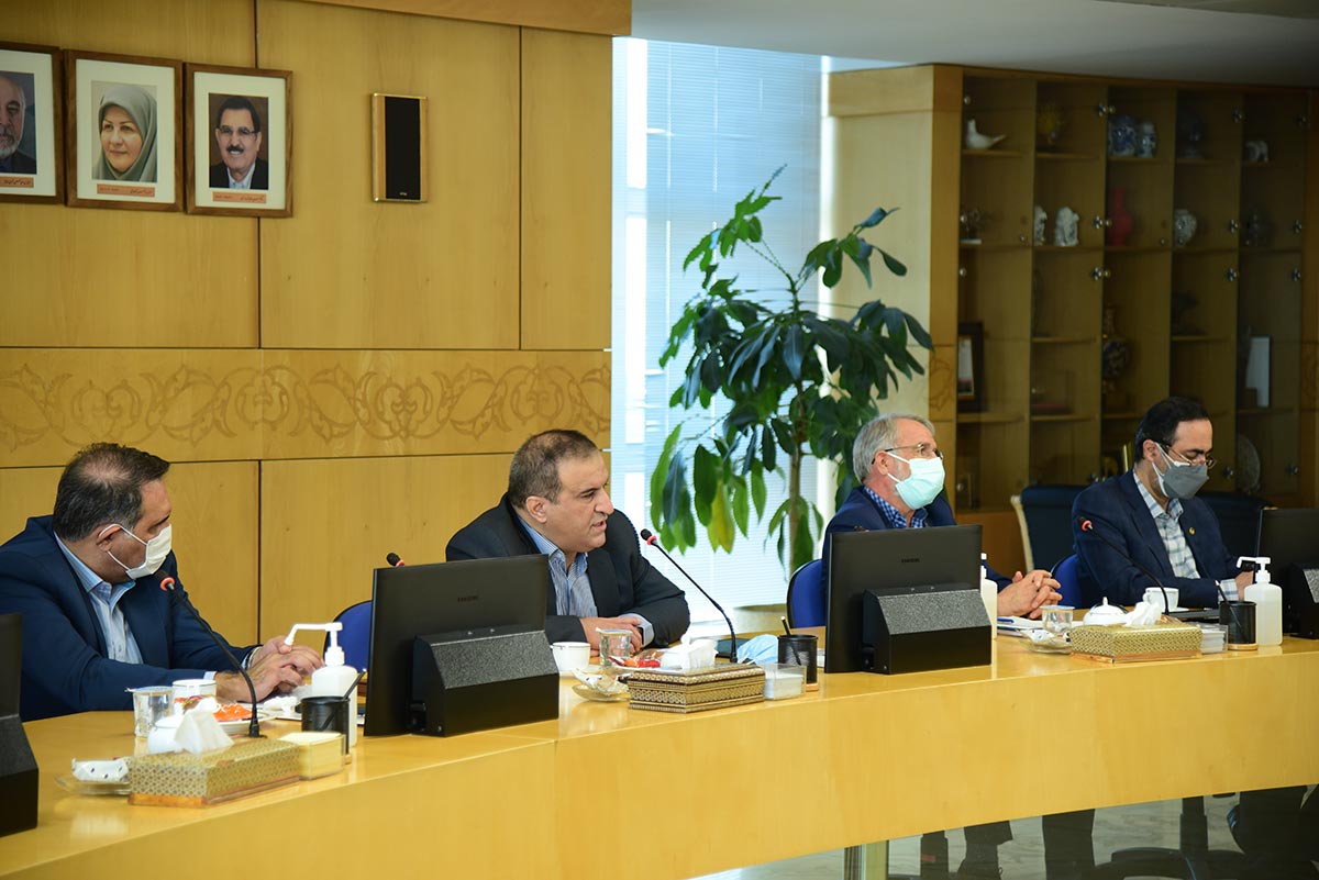 جلسه شورای عالی مسئولیت اجتماعی صنعت پتروشیمی /مهر1400 8