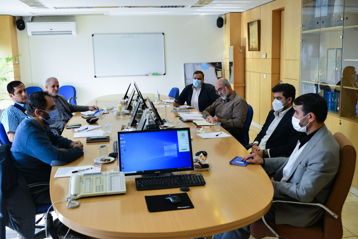 یکصد و پنجاهمین جلسه هماهنگی مدیران روابط عمومی شرکت های اصلی صنعت نفت با حضور مرتضی شاهمیرزایی معاون وزیر نفت و مدیر عامل شرکت ملی صنایع پتروشیمی برگزار شد  15