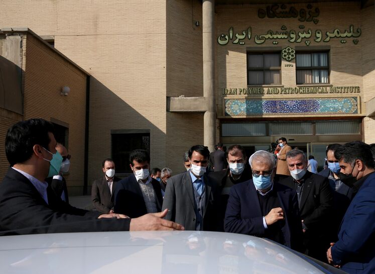 از تازه‌ترین دستاوردهای پژوهشی حوزه پتروشیمی با حضور وزیر نفت رونمایی شد 4