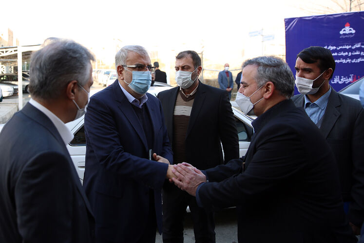 از تازه‌ترین دستاوردهای پژوهشی حوزه پتروشیمی با حضور وزیر نفت رونمایی شد 6