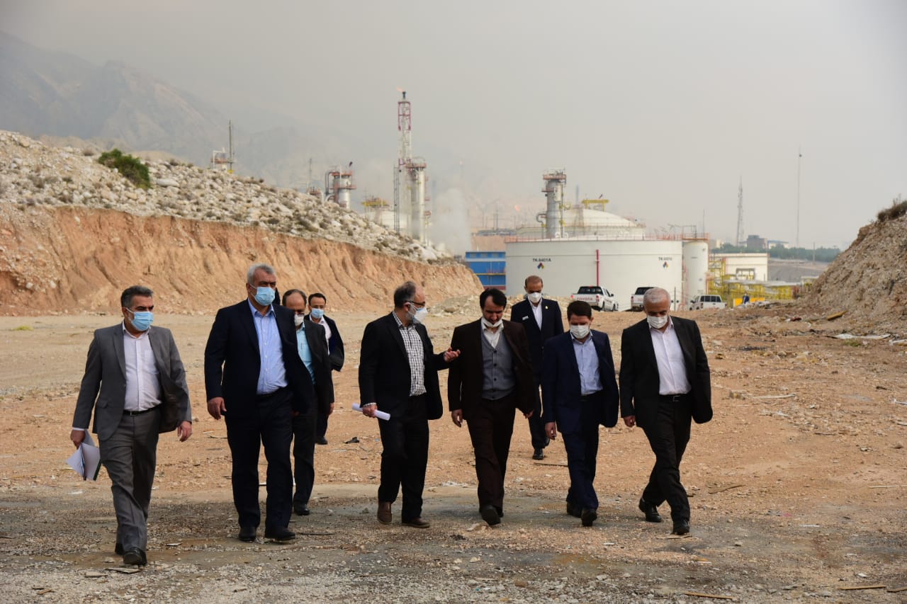 بازدید میدانی معاون وزیر نفت و مدیرعامل شرکت ملی صنایع پتروشیمی از طرح ها و مجتمع های پتروشیمی عسلویه/ 23 دی 1400 13