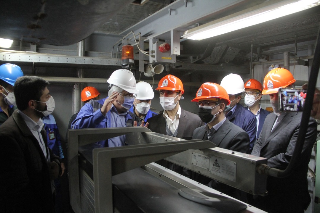 مرتضی شاهمیرزایی معاون وزیر نفت و مدیر عامل شرکت ملی صنایع پتروشیمی در سفری دو روز (5 و 6 بهمن) از طرح ها و مجتمع های مستقر در منطقه ماهشهر بازدید کرد.