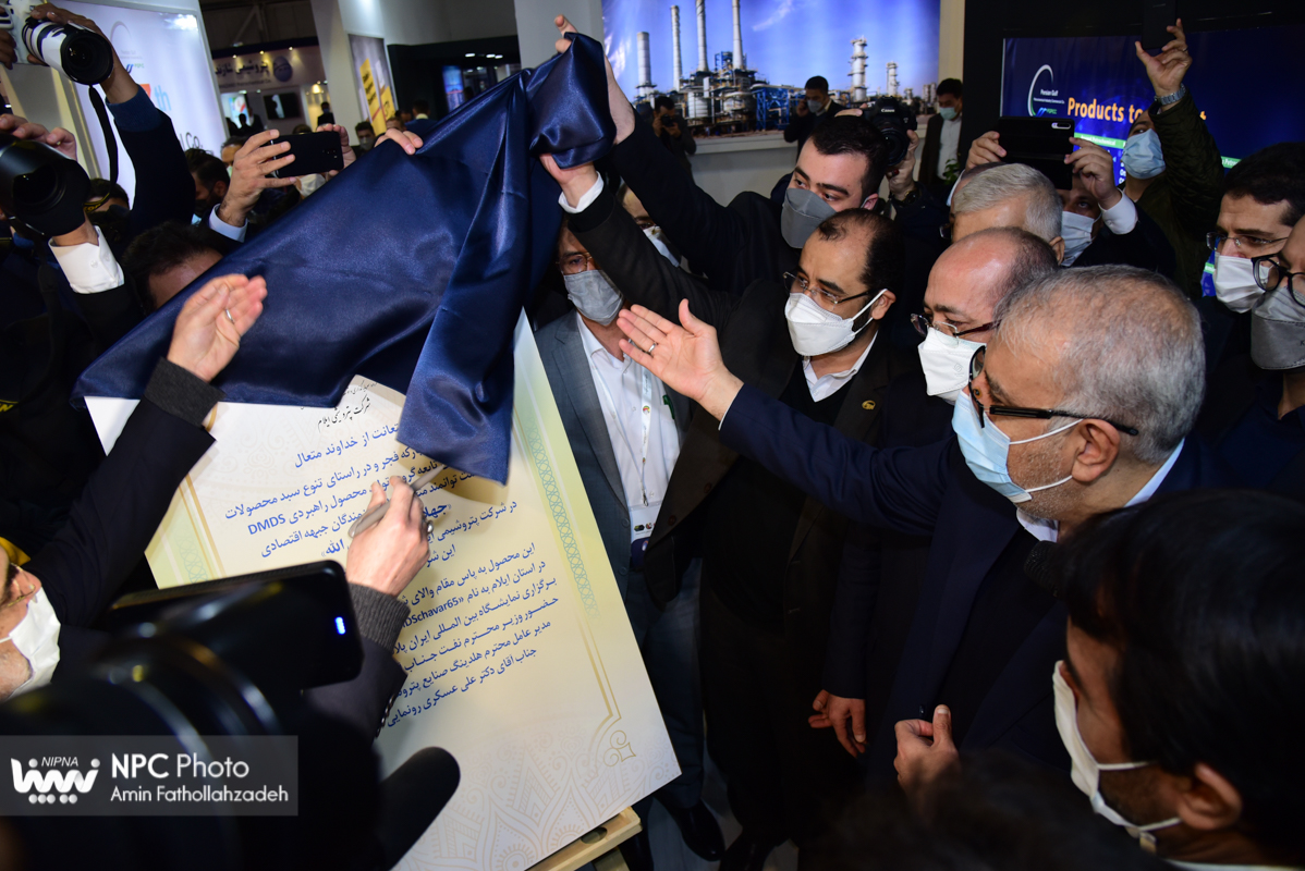 بازدید وزیر نفت از پانزدهمین نمایشگاه بین المللی ایران پلاست (2) 2