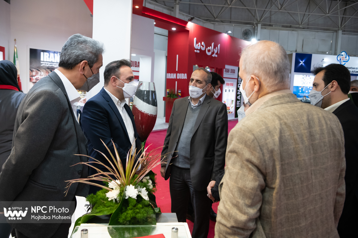 بازدید مدیرعامل شرکت ملی گاز ایران از پانزدهمین نمایشگاه بین المللی ایران پلاست 14