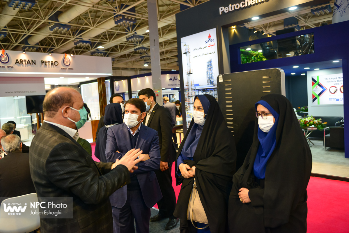 غرفه شرکت ملی صنایع پتروشیمی در پانزدهمین نمایشگاه بین المللی ایران پلاست 3