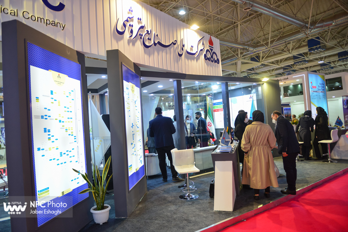 غرفه شرکت ملی صنایع پتروشیمی در پانزدهمین نمایشگاه بین المللی ایران پلاست 9