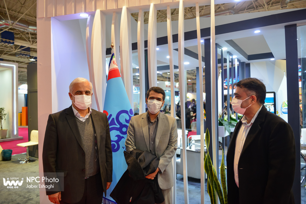 غرفه شرکت ملی صنایع پتروشیمی در پانزدهمین نمایشگاه بین المللی ایران پلاست 11