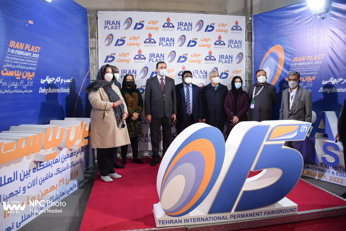 بازدید هیئت های خارجی از پانزدهمین نمایشگاه بین المللی ایران پلاست 11
