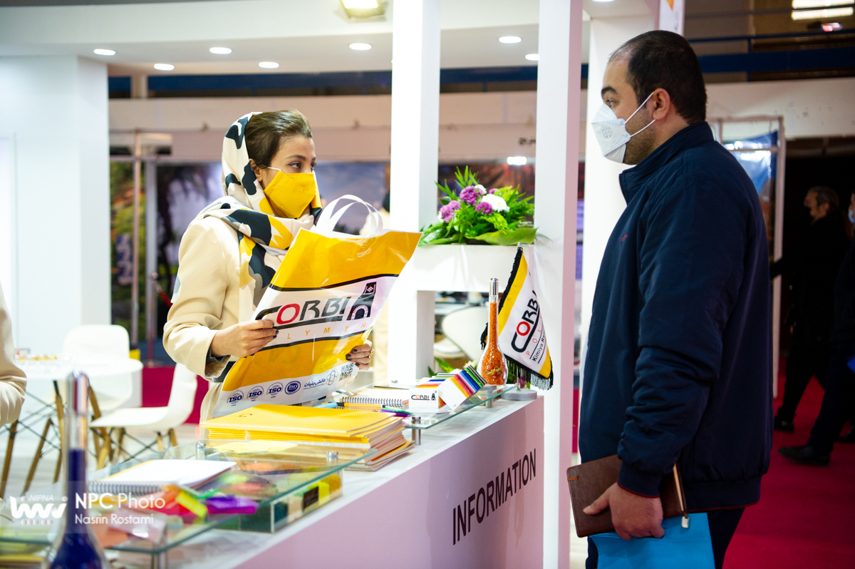 سالن خلیج فارس در اولین روز از پانزدهمین نمایشگاه بین المللی ایران پلاست 11