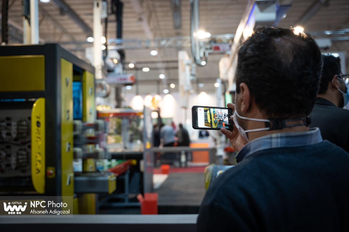 سالن 41 در اولین روز از پانزدهمین نمایشگاه بین المللی ایران پلاست 11