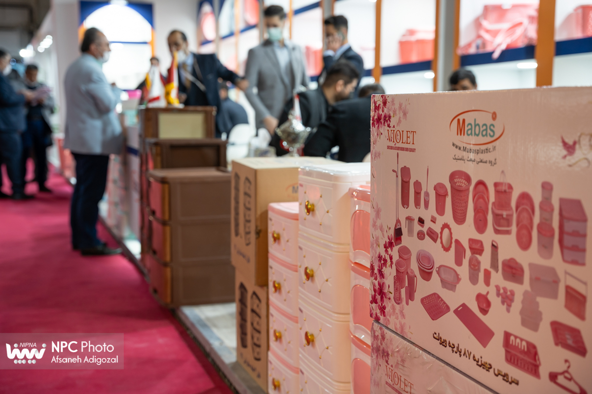 سالن 38 در اولین روز از پانزدهمین نمایشگاه بین المللی ایران پلاست 18