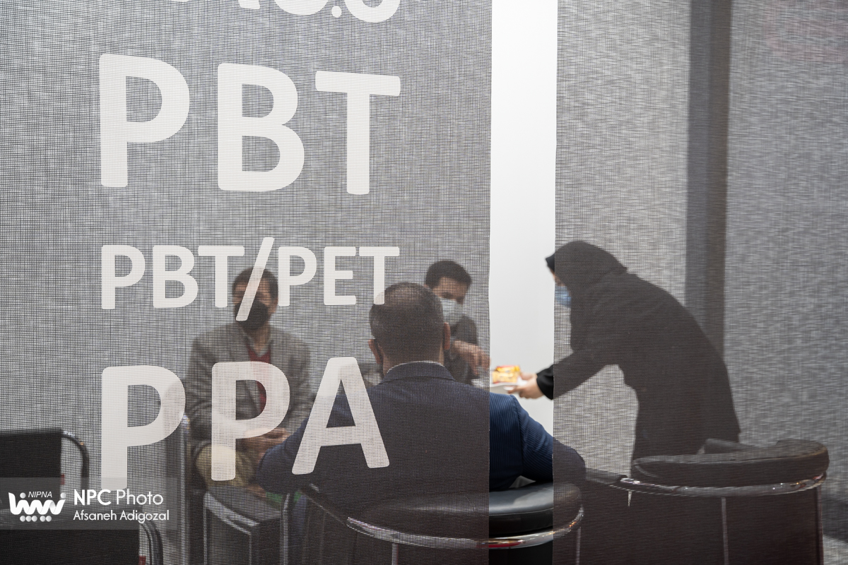 سالن 38 در اولین روز از پانزدهمین نمایشگاه بین المللی ایران پلاست 19