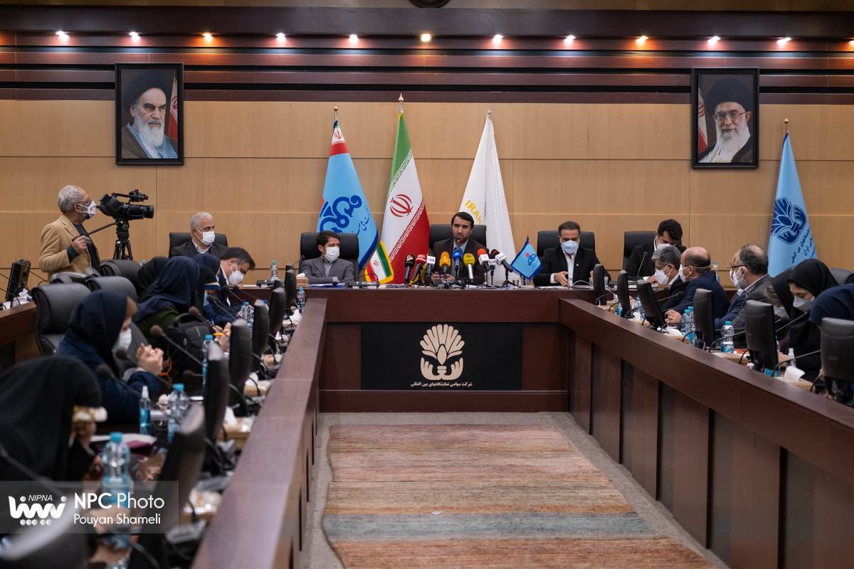 نشست خبری مدیرعامل شرکت ملی صنایع پتروشیمی در دومین روز پانزدهمین نمایشگاه بین‌المللی ایران‌پلاست 28