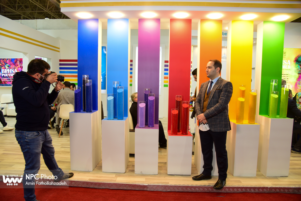 حاشیه های دومین روز از پانزدهمین نمایشگاه بین المللی ایران پلاست (1) 30