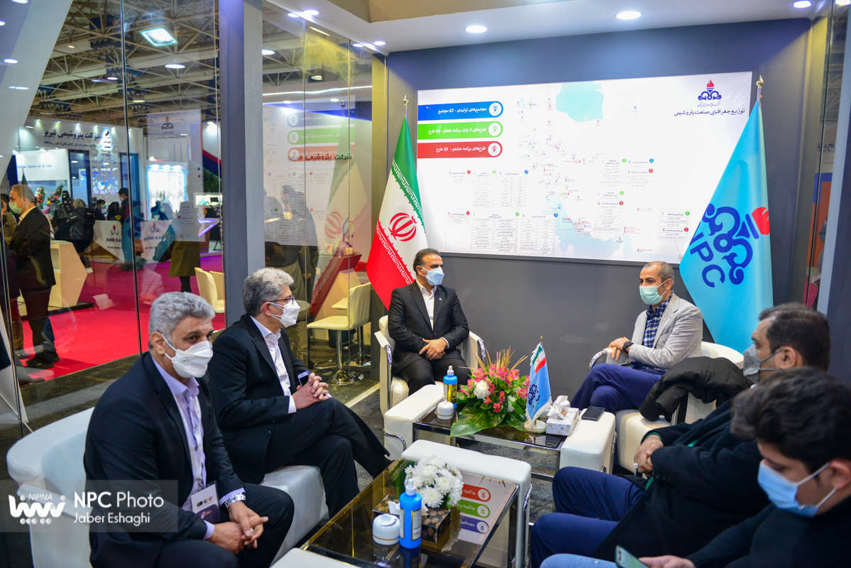 بازدید مجتبی توانگر، نماینده تهران از پانزدهمین نمایشگاه بین المللی ایران پلاست 1