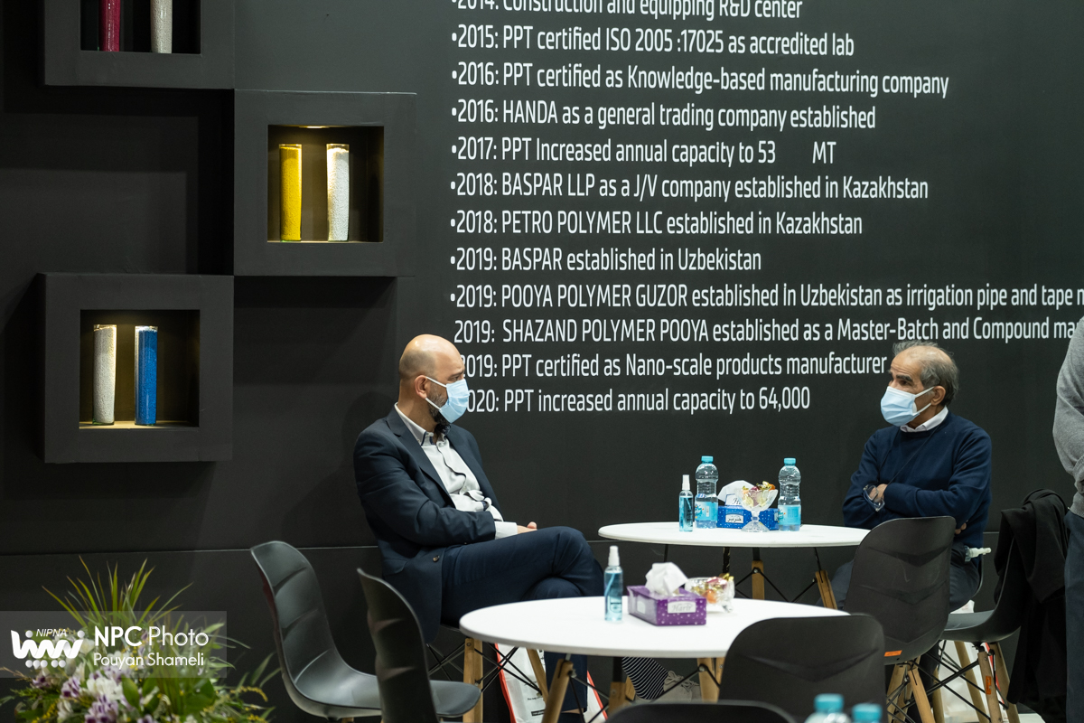 حاشیه های دومین روز از پانزدهمین نمایشگاه بین المللی ایران پلاست (2) 8