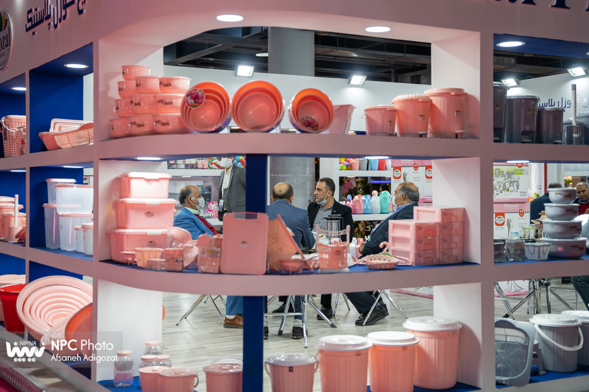سالن 31A در سومین روز از پانزدهمین نمایشگاه بین المللی ایران پلاست 12