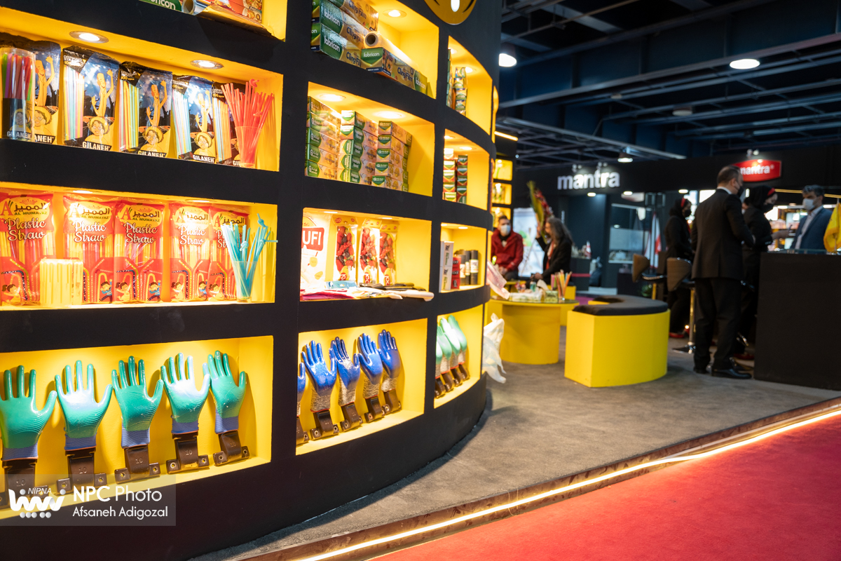 سالن 31B در سومین روز از پانزدهمین نمایشگاه بین المللی ایران پلاست  15