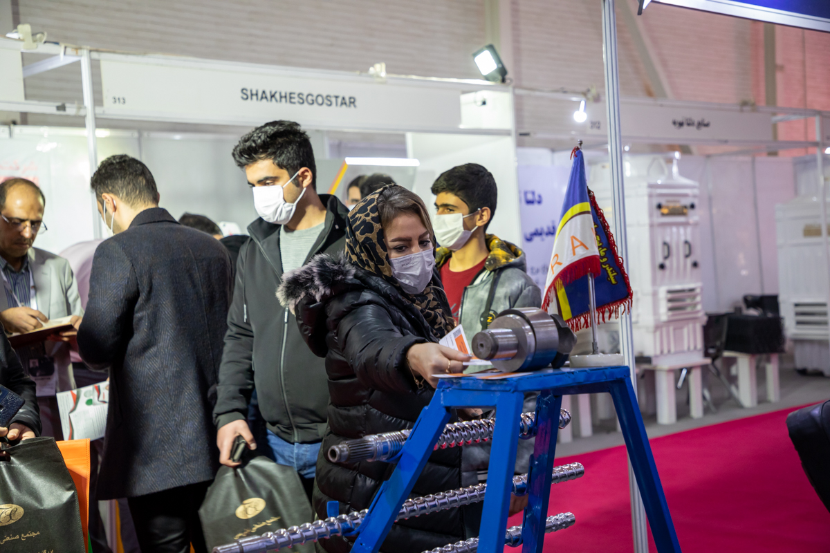 سالن 35 در سومین روز از پانزدهمین نمایشگاه بین المللی ایران پلاست 7