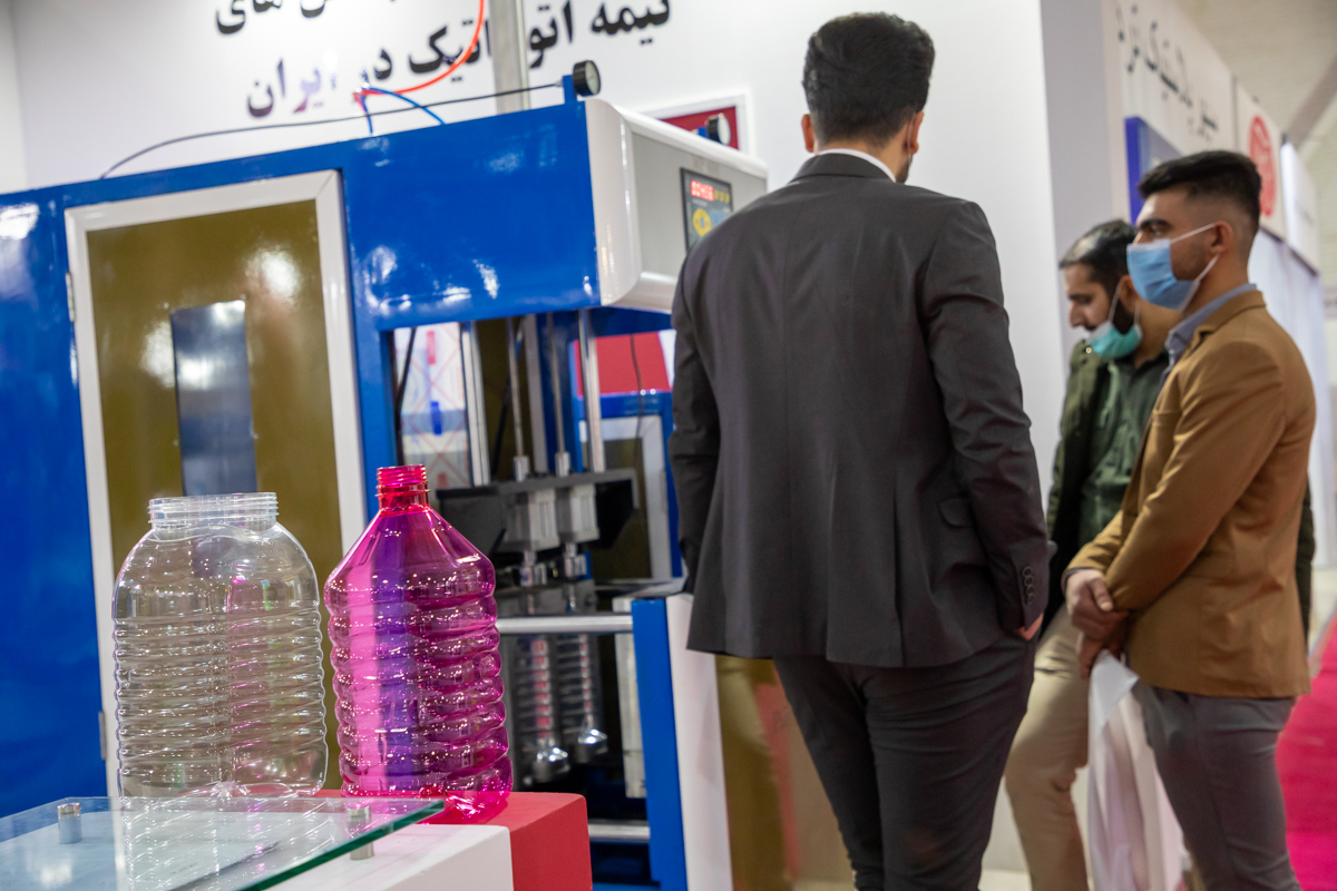 سالن 35 در سومین روز از پانزدهمین نمایشگاه بین المللی ایران پلاست 18