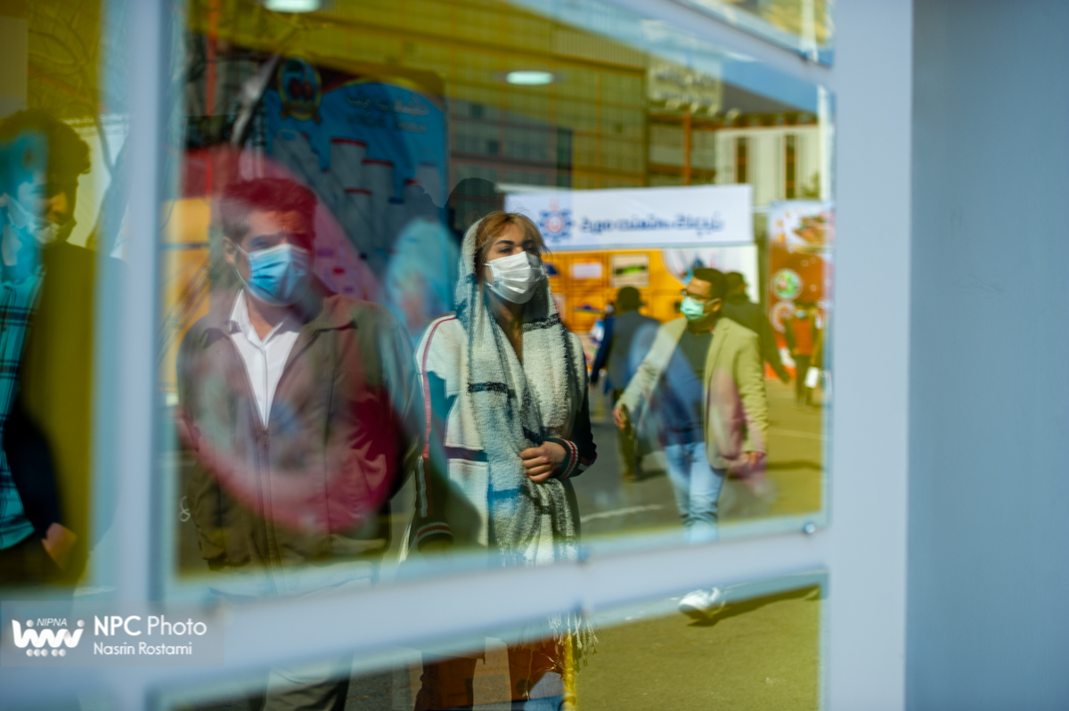 حاشیه های سومین روز از پانزدهمین نمایشگاه بین المللی ایران پلاست (2) 32