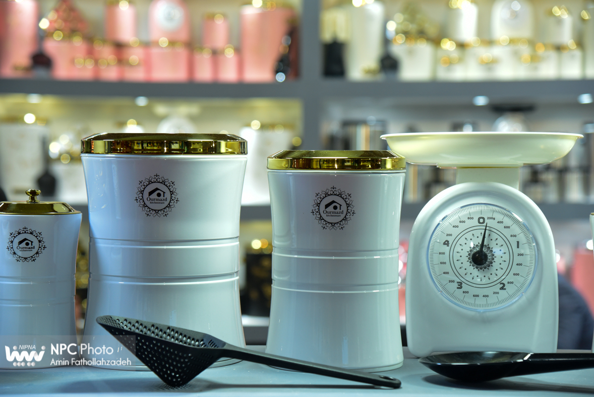 حاشیه های سومین روز از پانزدهمین نمایشگاه بین المللی ایران پلاست (1) 38