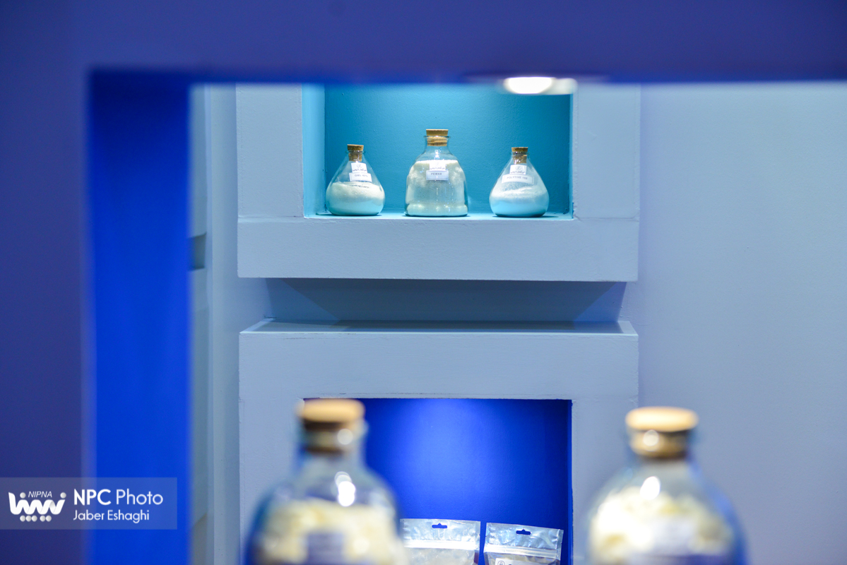 حاشیه های سومین روز از پانزدهمین نمایشگاه بین المللی ایران پلاست (1) 44