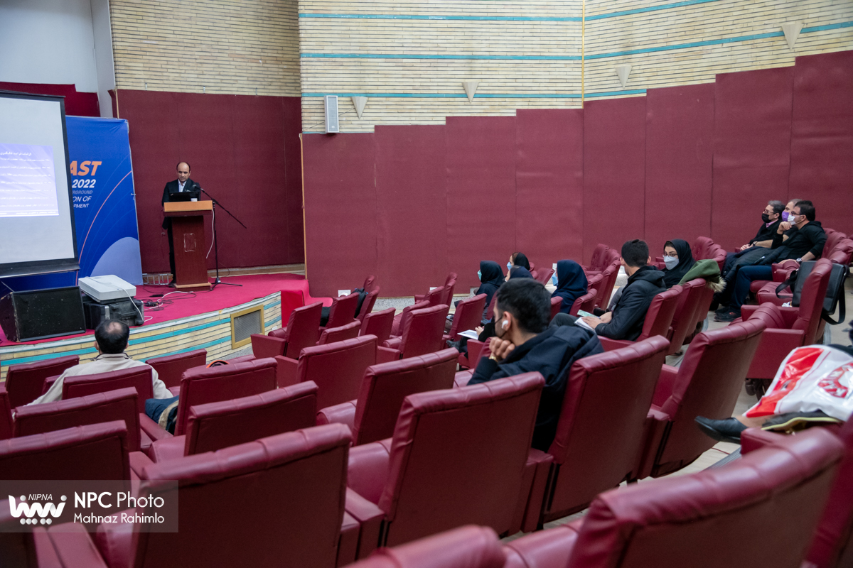 برگزاری نشست های تخصصی در سومین روز از پانزدهمین نمایشگاه بین المللی ایران پلاست 17