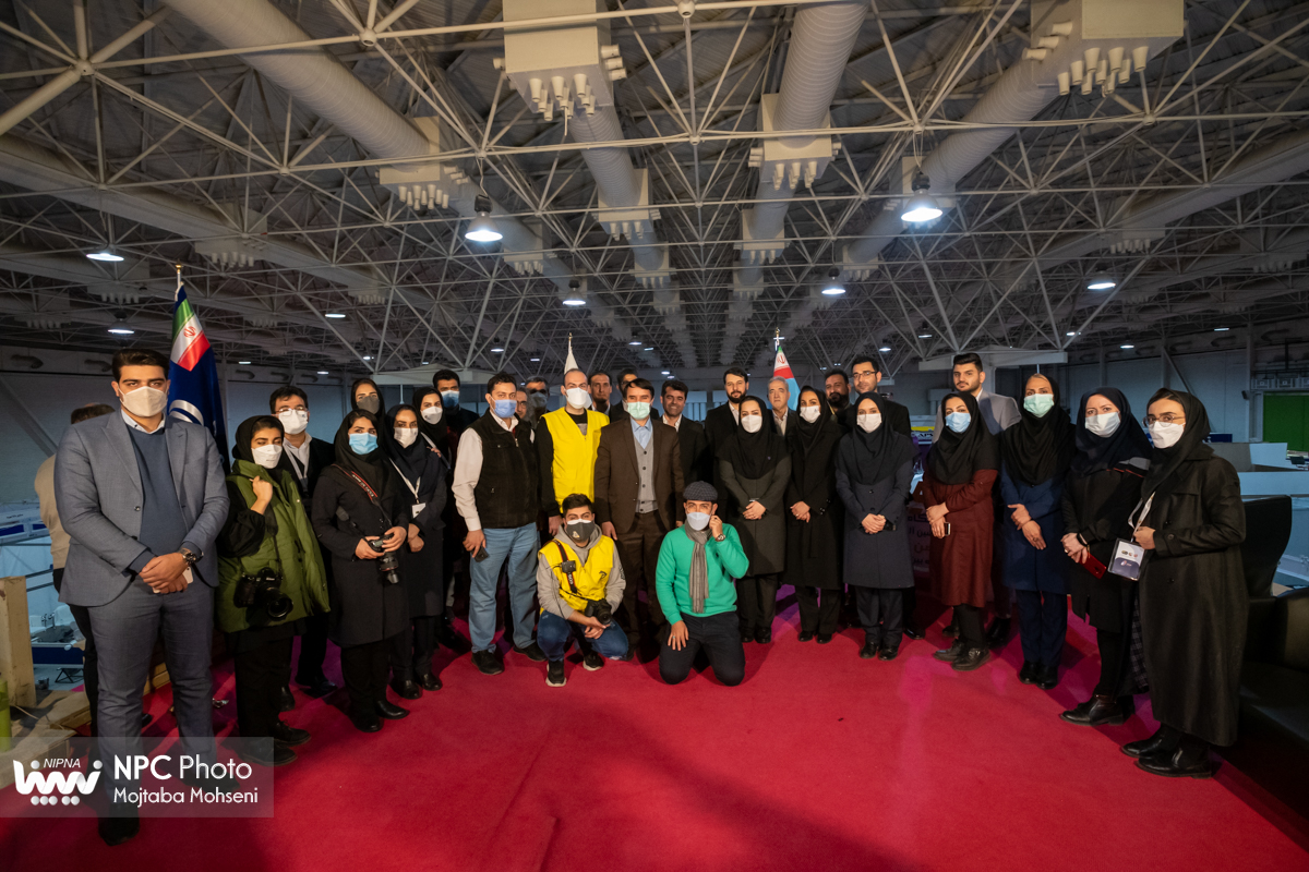 تقدیر و تشکر مدیرعامل شرکت ملی صنایع پتروشیمی از تیم اجرایی در پانزدهمین نمایشگاه بین المللی ایران پلاست 11