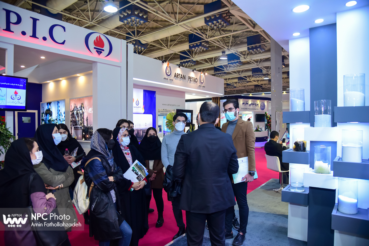 غرفه شرکت ملی صنایع پتروشیمی در روز پایانی پانزدهمین نمایشگاه بین المللی ایران پلاست 16