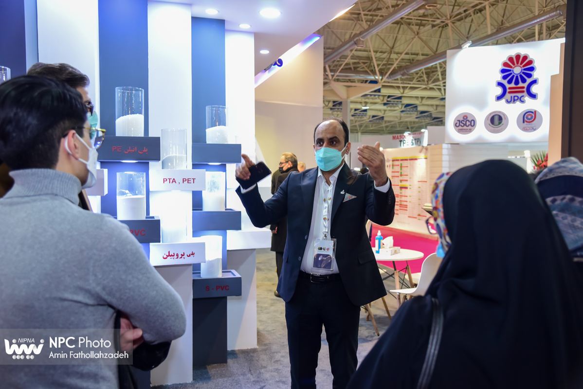 غرفه شرکت ملی صنایع پتروشیمی در روز پایانی پانزدهمین نمایشگاه بین المللی ایران پلاست 19