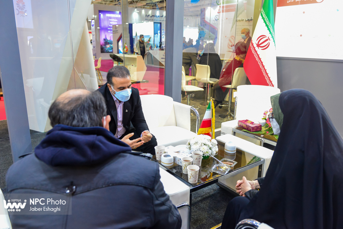 غرفه شرکت ملی صنایع پتروشیمی در روز پایانی پانزدهمین نمایشگاه بین المللی ایران پلاست 21