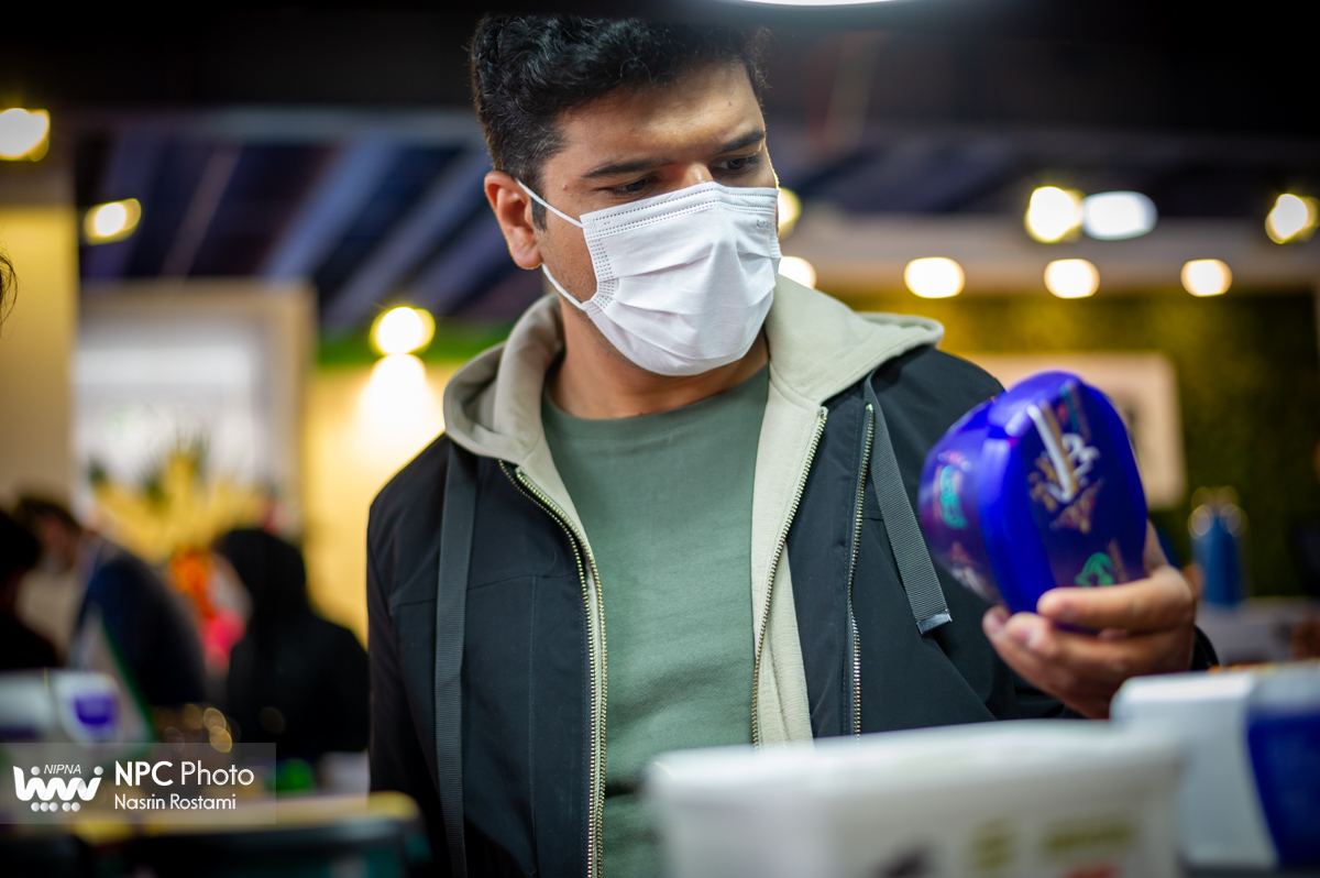 سالن 31A در چهارمین روز از پانزدهمین نمایشگاه بین المللی ایران پلاست 48