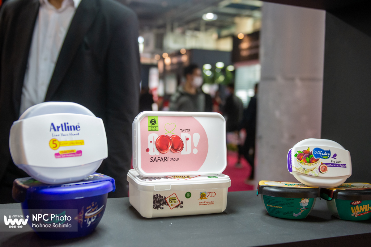 سالن 31B در چهارمین روز از پانزدهمین نمایشگاه بین المللی ایران پلاست 4