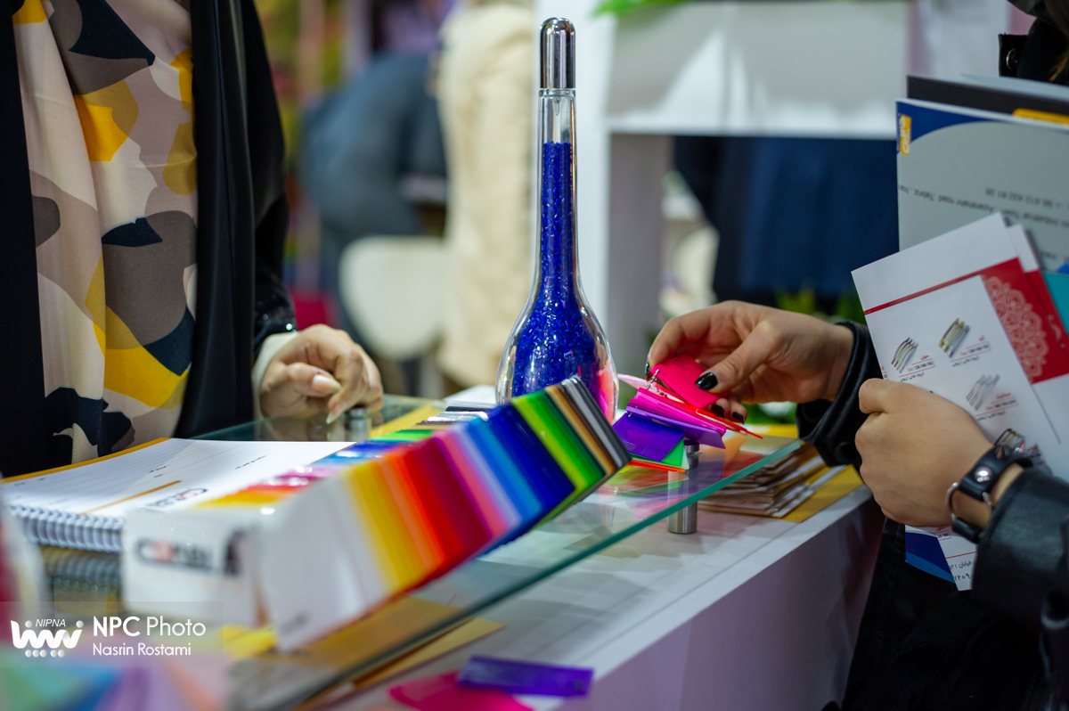 سالن 44 در چهارمین روز از پانزدهمین نمایشگاه بین المللی ایران پلاست 9