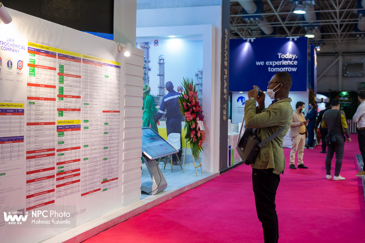 سالن 38 در چهارمین روز از پانزدهمین نمایشگاه بین المللی ایران پلاست 4